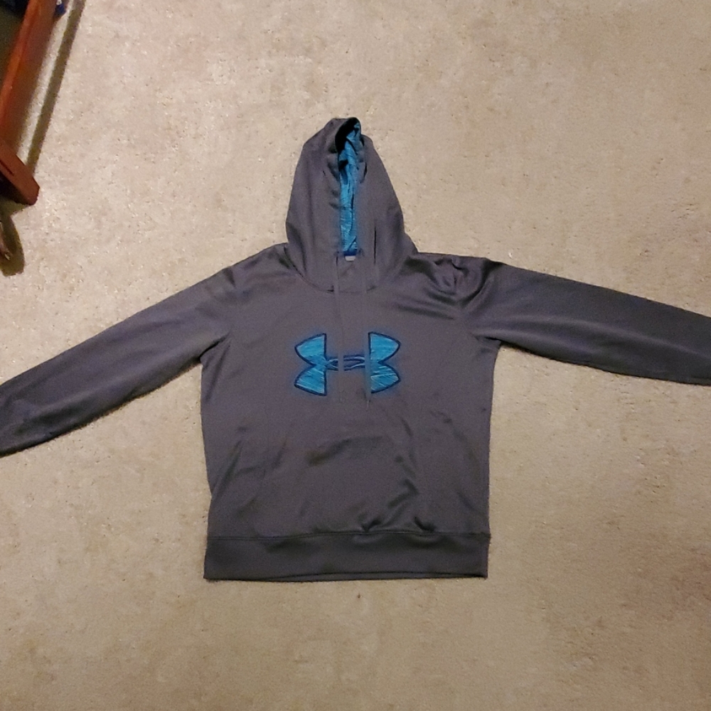 Under Armour Sweatshirt